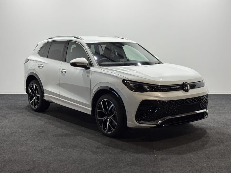 2026 Volkswagen Tiguan R-Line AWD