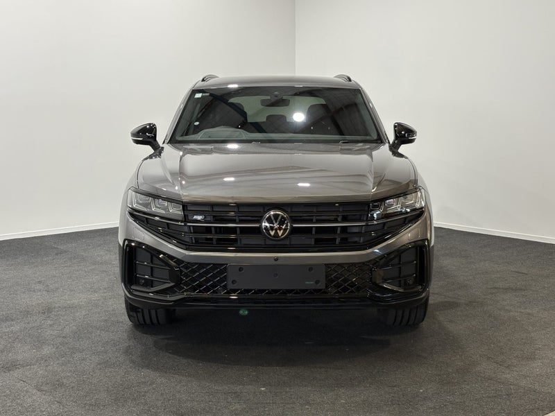 2026 Volkswagen Touareg TDI V6S R-Line, photo 2