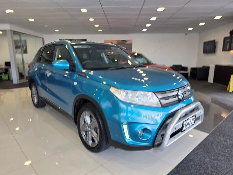 2016 Suzuki Vitara JLX Low KM's