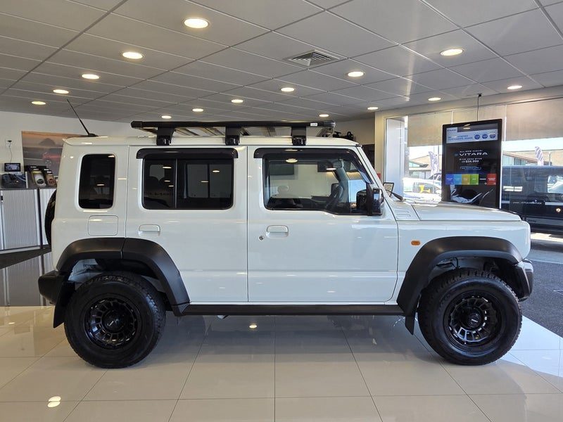 2026 Suzuki Jimny JLX 5 Door Manual, photo 3
