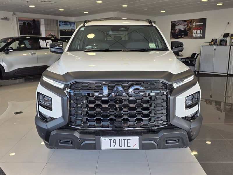 2026 JAC T9 Black Edition 4WD Auto, photo 2
