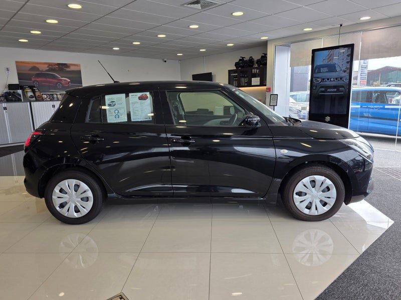 2026 Suzuki Swift GLS Hybrid, photo 3