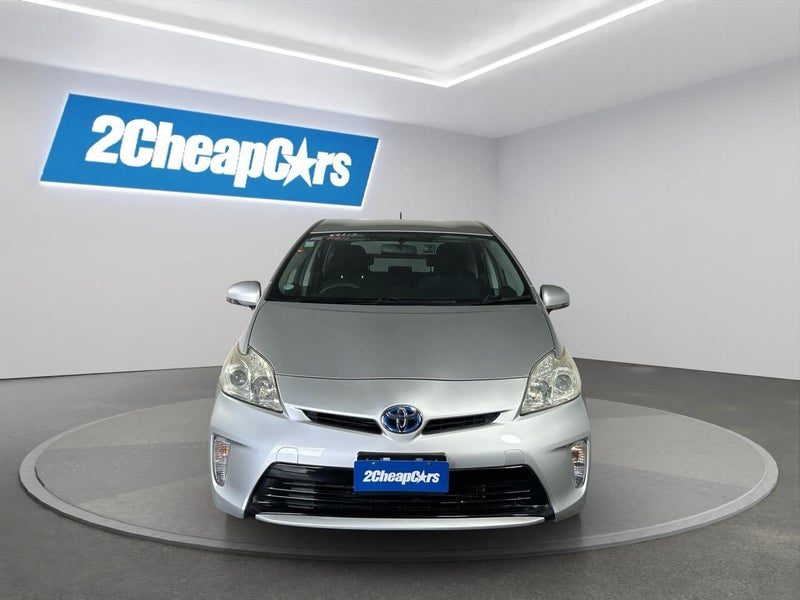 2013 Toyota Prius L, photo 2