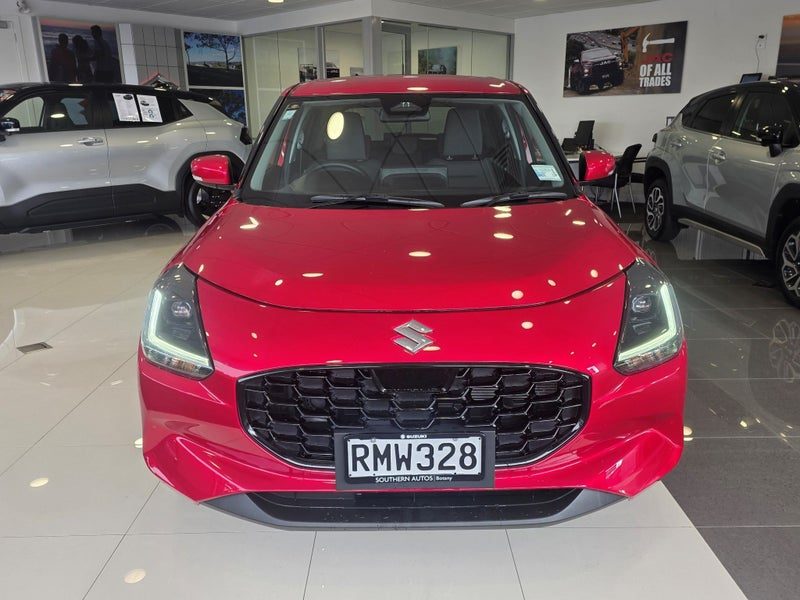 2025 Suzuki Swift RSC Hybrid, photo 2