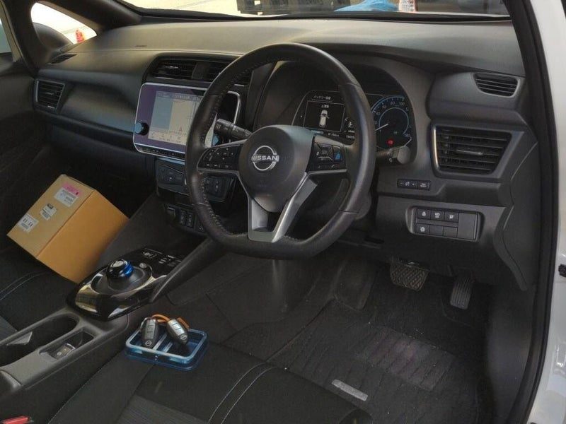 2022 Nissan Leaf G, photo 3