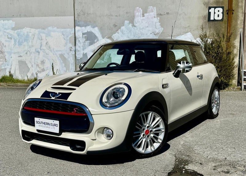 2017 MINI Cooper S 2.0 Turbo Coupe, photo 2