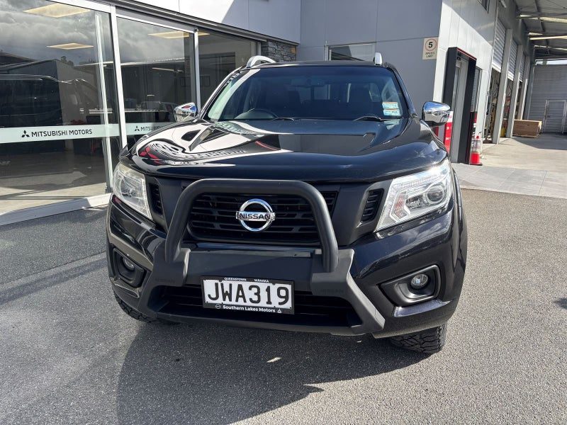 2016 Nissan Navara ST-X, photo 2