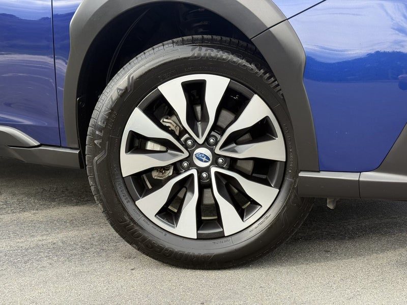 2023 Subaru Outback Touring 2.5P/4WD, photo 2