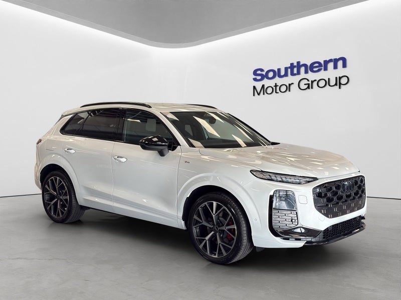 2026 Audi Q3 SUV TFSI quattro 195 kW
