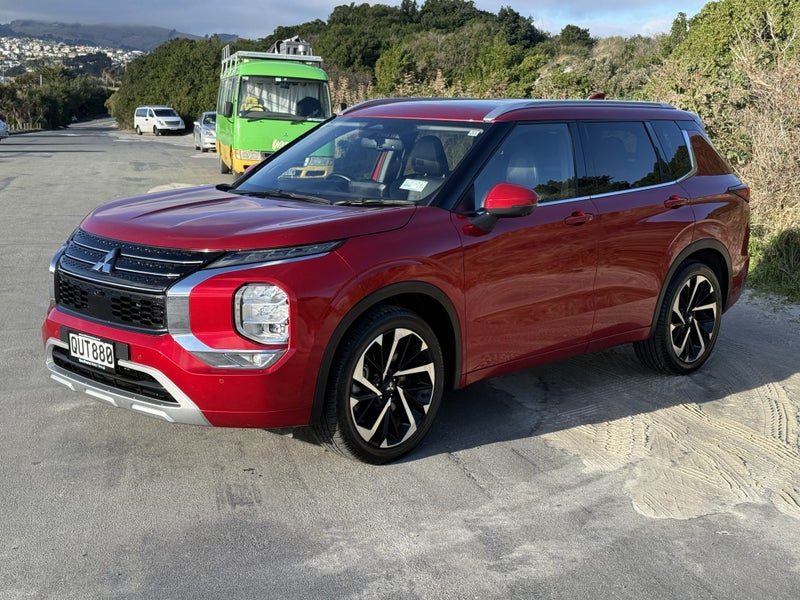 2024 Mitsubishi Outlander VRX 2.5P 4WD, photo 3
