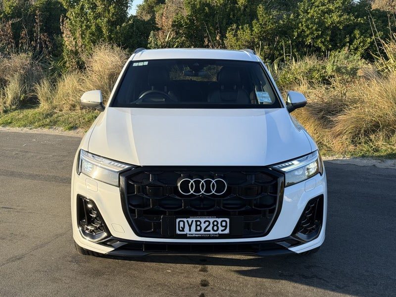 2024 Audi Q7 50 TDi S Line 3.0DT, photo 2