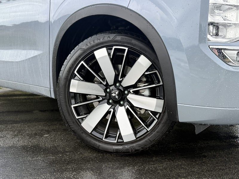 2026 Mitsubishi Outlander Exceed 2.5P 2WD, photo 2