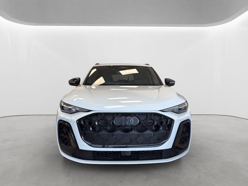 2025 Audi Q5 S Line Tfsi 2.0Pmht, photo 2