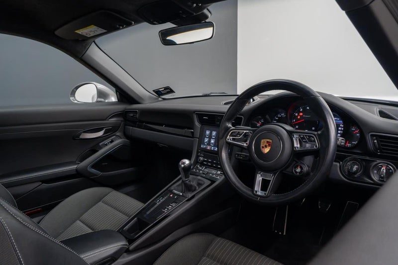 2018 Porsche 911 Carrera T COUPE 3.0P/7MT, photo 3