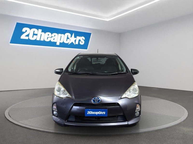2013 Toyota Aqua S, photo 2