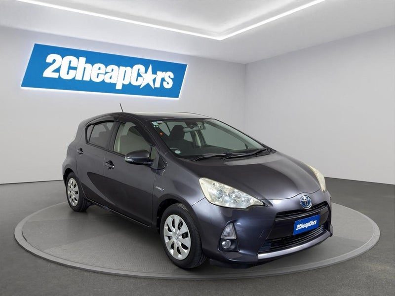 2013 Toyota Aqua S, photo 3