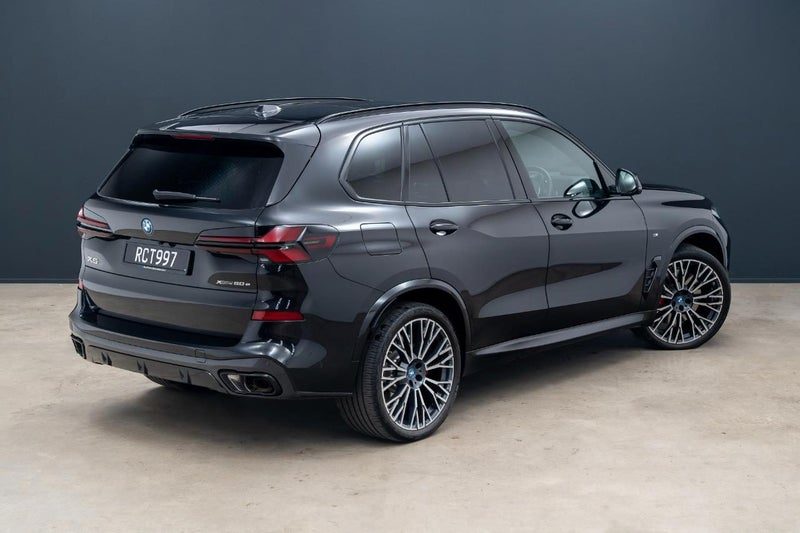 2025 BMW X5 XDRIVE50E PHEV/AWD, photo 2
