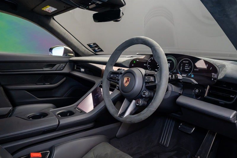 2025 Porsche Taycan TURBO GT, photo 3