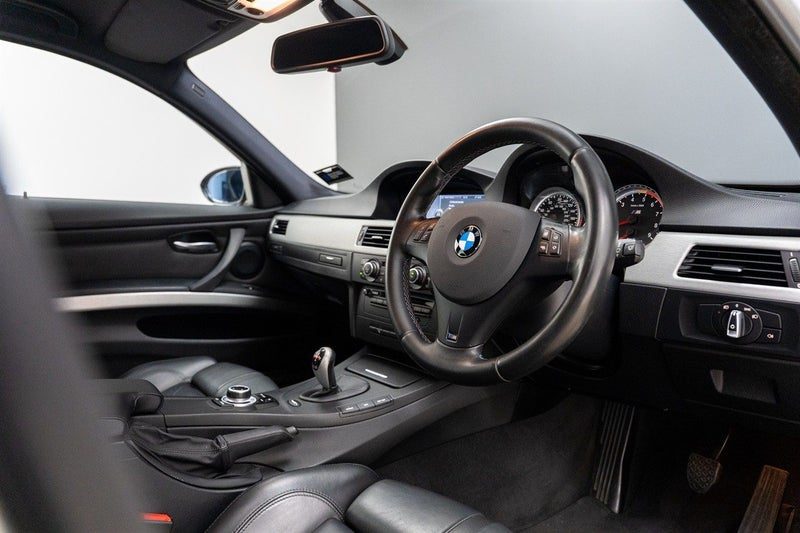2009 BMW M3 E90 4.0P Sedan, photo 3