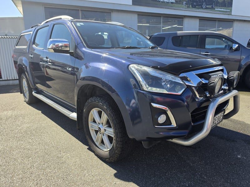 2017 Isuzu D-Max LS-T DC 3.0D/4WD/6AT, photo 2
