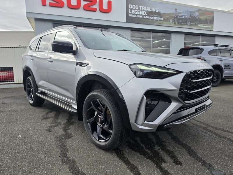 2026 Isuzu MU-X X-Terrain 3.0D 4WD, photo 2