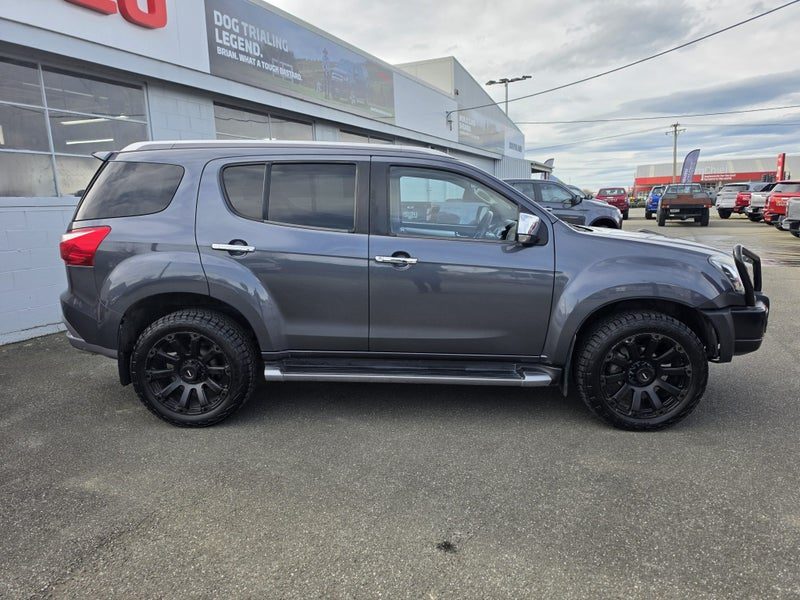 2017 Isuzu MU-X 4WD AUTO 3.0D/4WD, photo 3