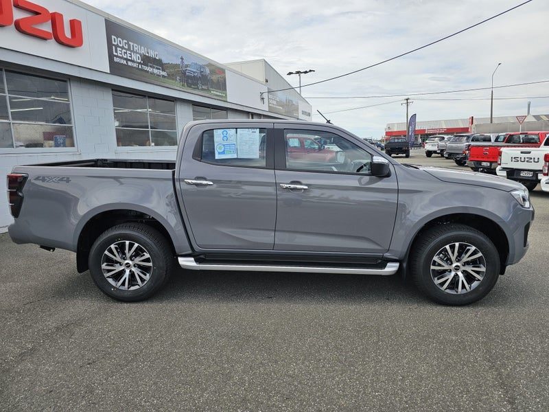 2026 Isuzu D-Max LS DC 3.0D 4WD, photo 3