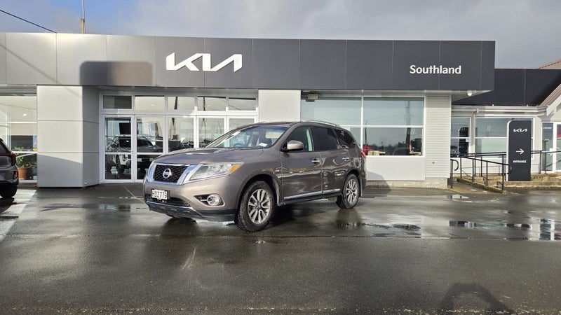 2013 Nissan Pathfinder TI 3.5P4WD6CVT/SW5D7