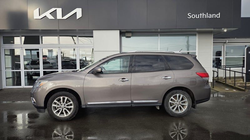 2013 Nissan Pathfinder TI 3.5P4WD6CVT/SW5D7, photo 3