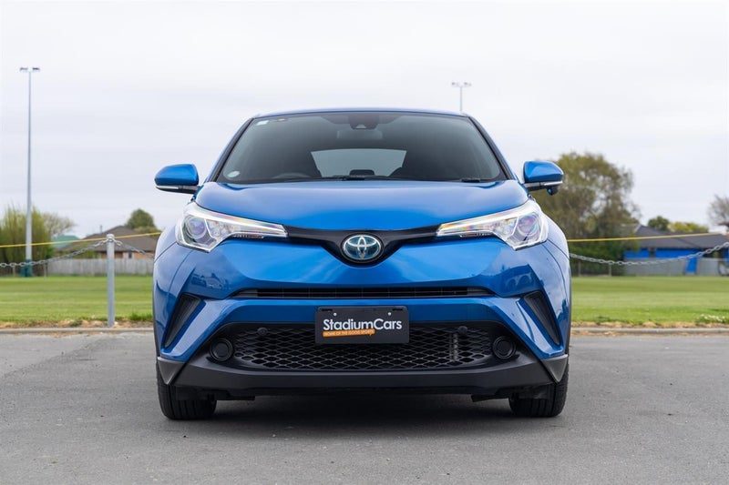 2017 Toyota C-HR (CHR) Hybrid S, photo 3