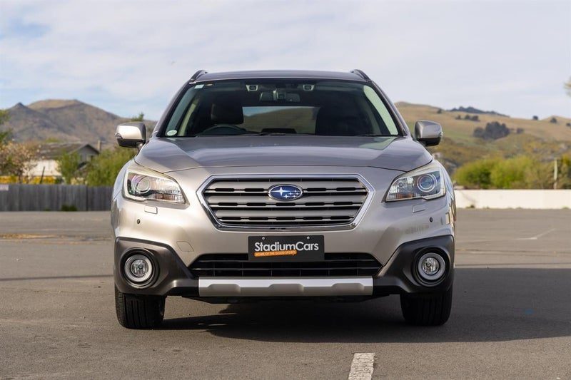 2016 Subaru Outback Limited 4WD, photo 3