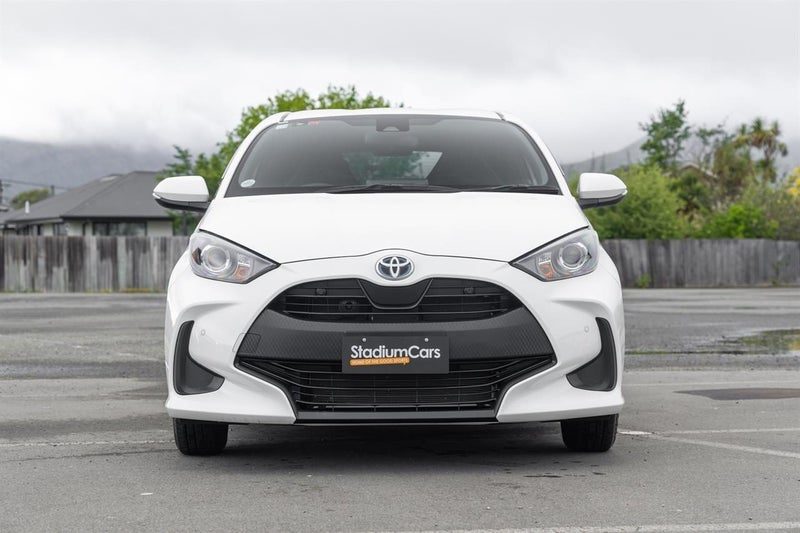 2021 Toyota Yaris Hybrid X, photo 3