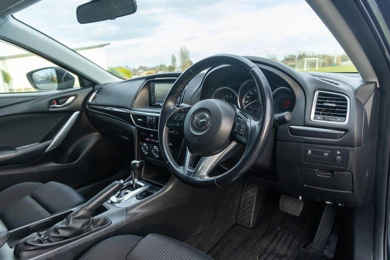 2013 Mazda Atenza Sedan 20S, photo 2
