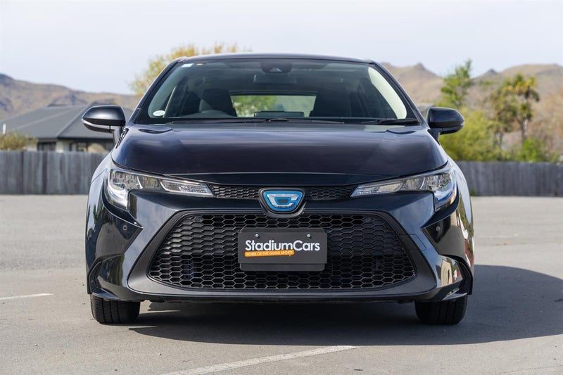 2020 Toyota Corolla Touring Hybrid GX, photo 3