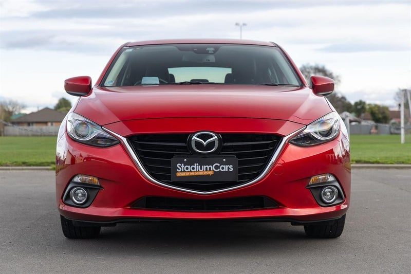 2014 Mazda Axela 20S Touring L Package, photo 3