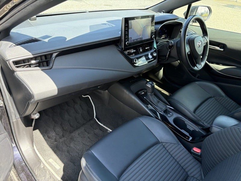 2020 Toyota Corolla Touring Hybrid WXB, photo 3