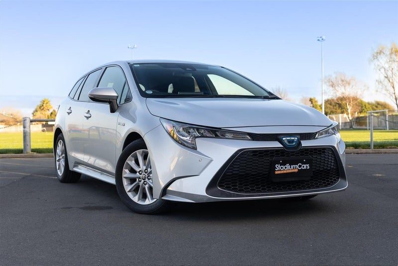 2019 Toyota Corolla Touring Hybrid S
