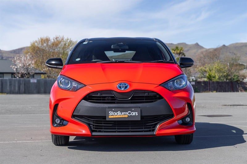 2020 Toyota Yaris Hybrid G, photo 3