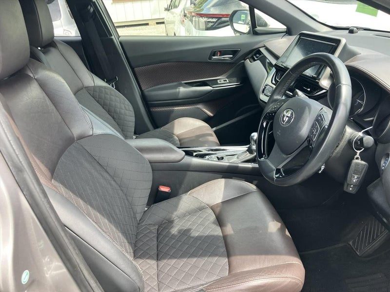 2017 Toyota C-HR (CHR) Hybrid G, photo 3