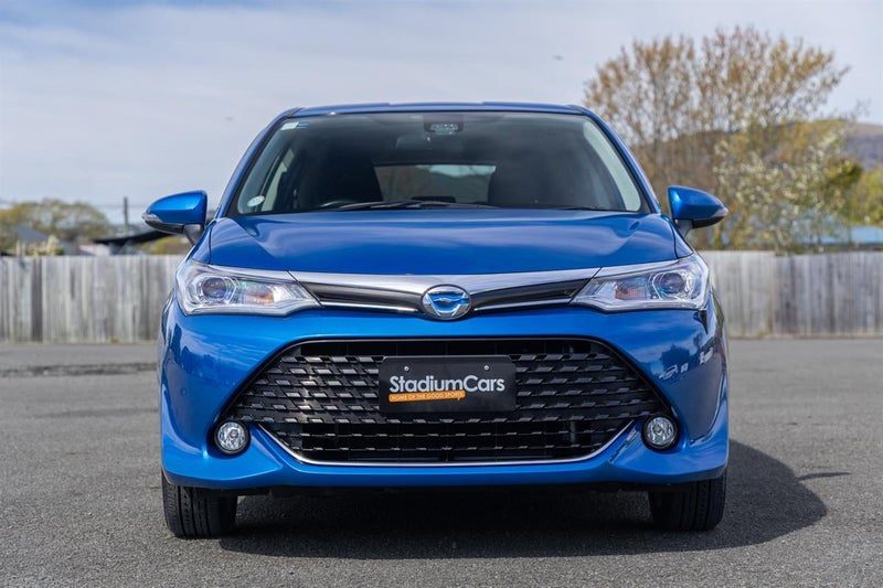 2015 Toyota Corolla Fielder Hybrid G Aero Tourer, photo 3