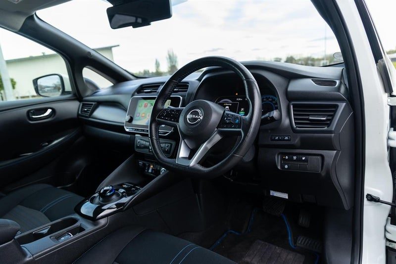 2021 Nissan Leaf X V-Selection 40KWH, photo 2