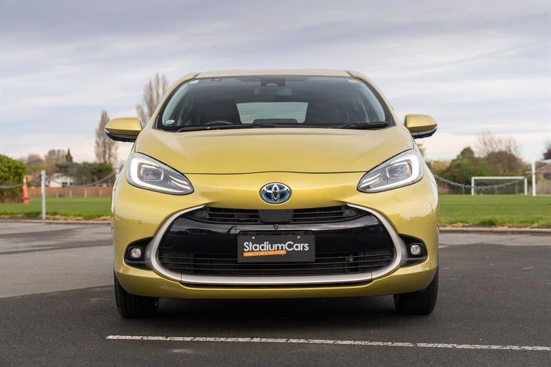 2021 Toyota Aqua Hybrid Z, photo 3