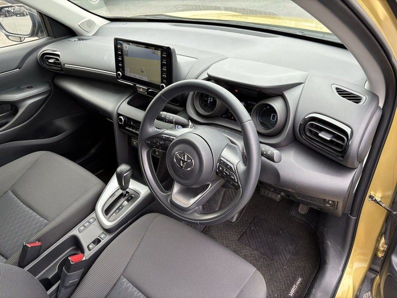 2021 Toyota Yaris Cross Hybrid G, photo 3