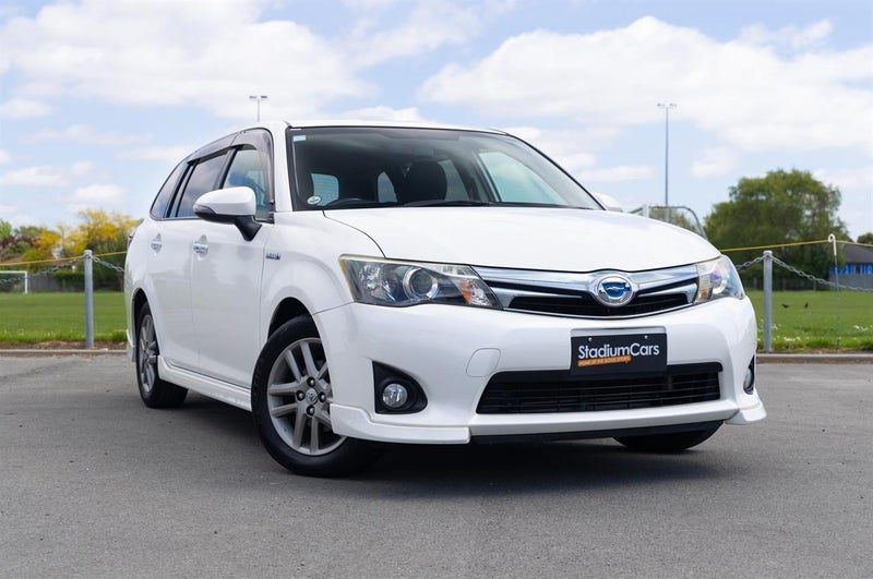 2014 Toyota Corolla Fielder HYBRID G WXB