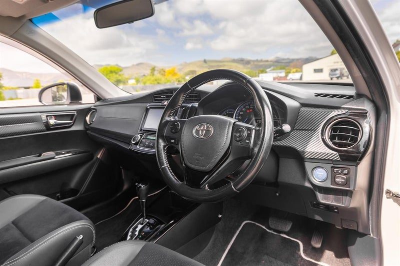 2014 Toyota Corolla Fielder HYBRID G WXB, photo 2