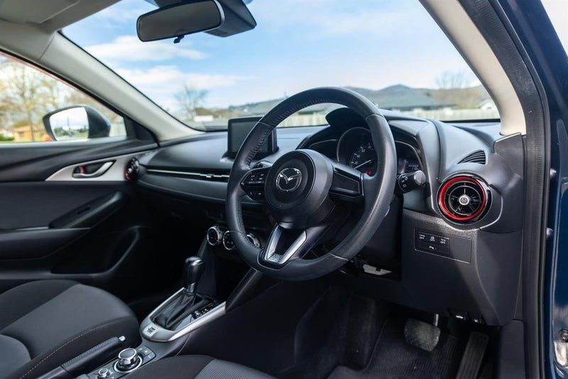 2017 Mazda CX-3 20S, photo 2