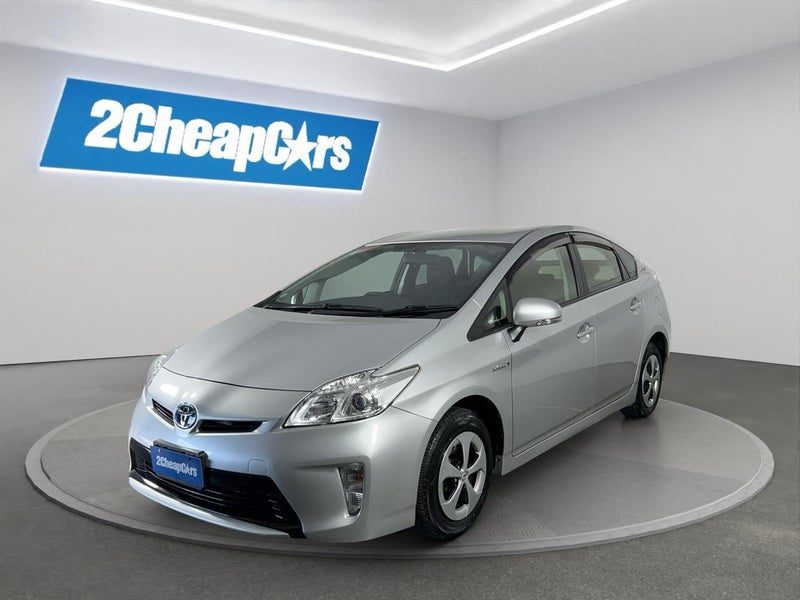 2015 Toyota Prius L