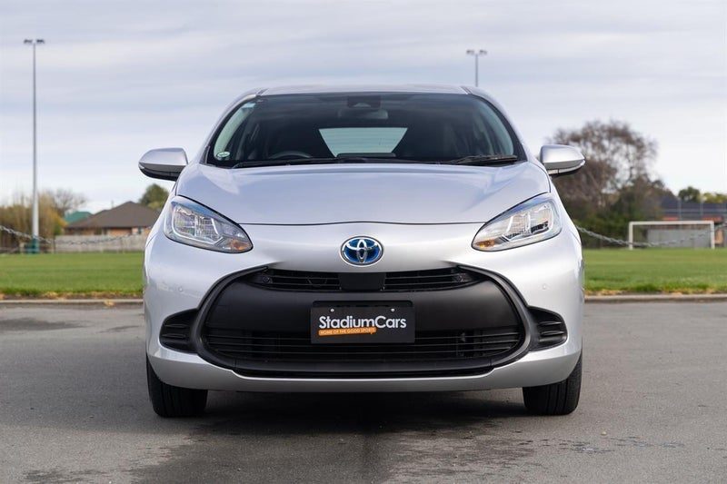 2021 Toyota Aqua Hybrid X, photo 3