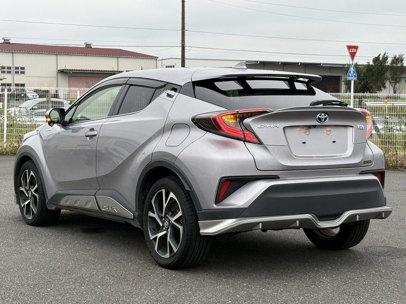 2017 Toyota C-HR (CHR) Hybrid G, photo 2