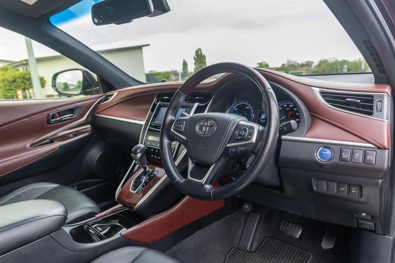 2015 Toyota Harrier Elegance Hybrid 4WD, photo 2